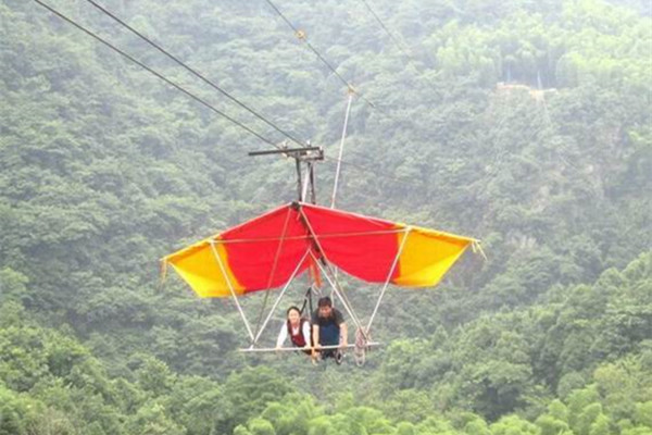 水墨汀溪高空滑翔